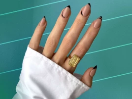 Trending Short Stiletto Nails For A Daring New Look