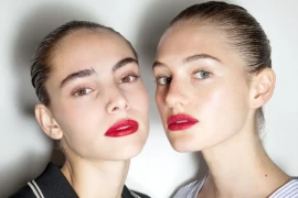 Ways To Do Natural Makeup With Red Lipstick