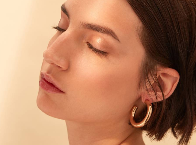 How To Achieve A Sun Kissed Skin With Makeup?