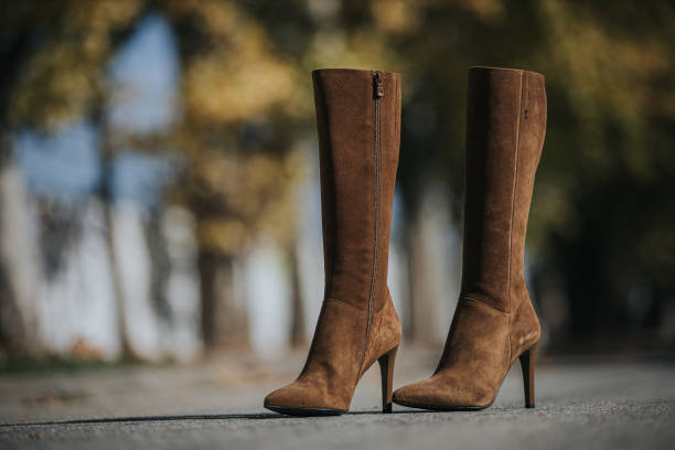 7 Trеndy Brown Knee High Boots Worth Invеsting In
